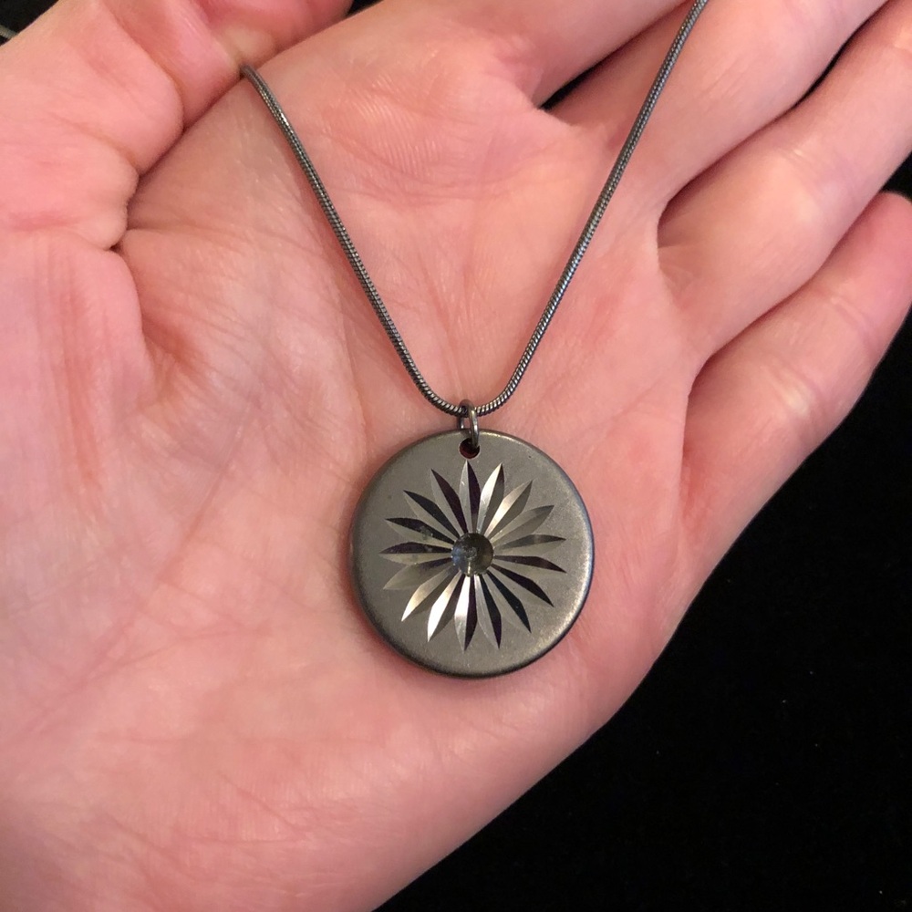 Elegant Gun Metal Silver Pendant Necklace